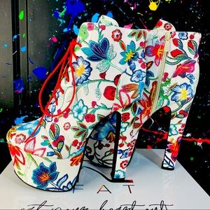 FAT SOLES Floral Booties White 💜Firm Price💜